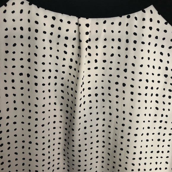 EUC Vince Camuto Polka Dot Sleeveless Top SZ L - Picture 5 of 7